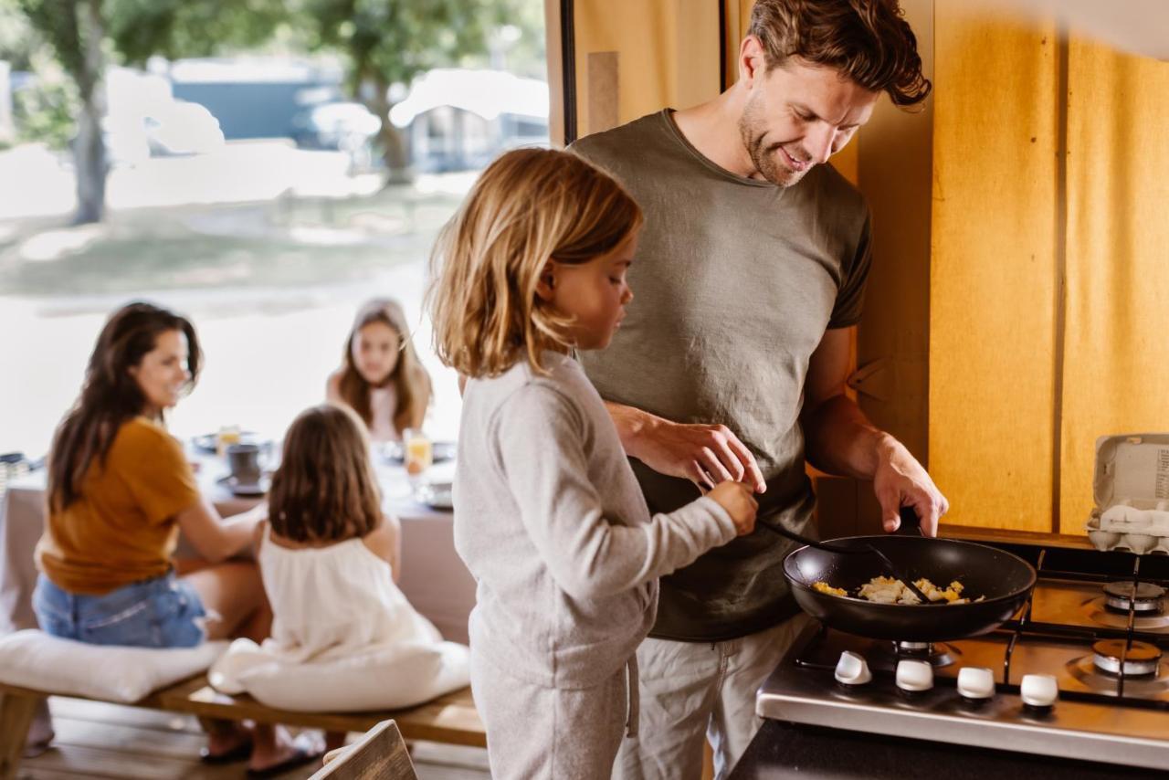 Glamping Lauwersmeer Vierhuizen 외부 사진