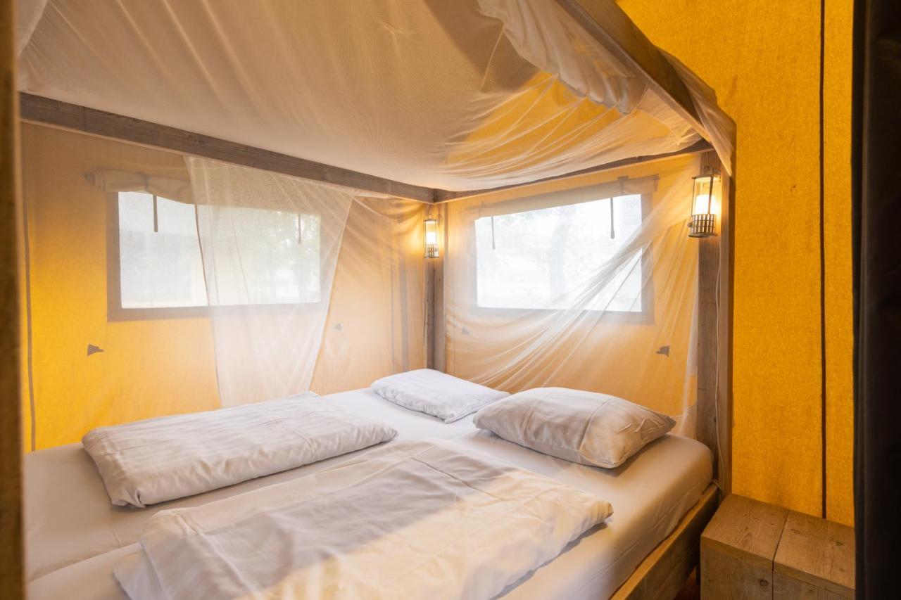 Glamping Lauwersmeer Vierhuizen 객실 사진
